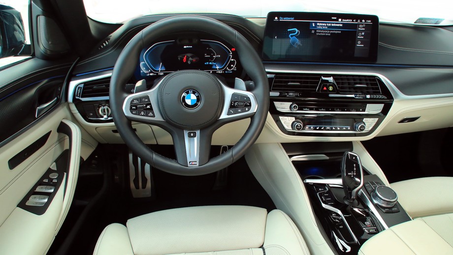 BMW 545e xDrive (2021, G30 LCI)