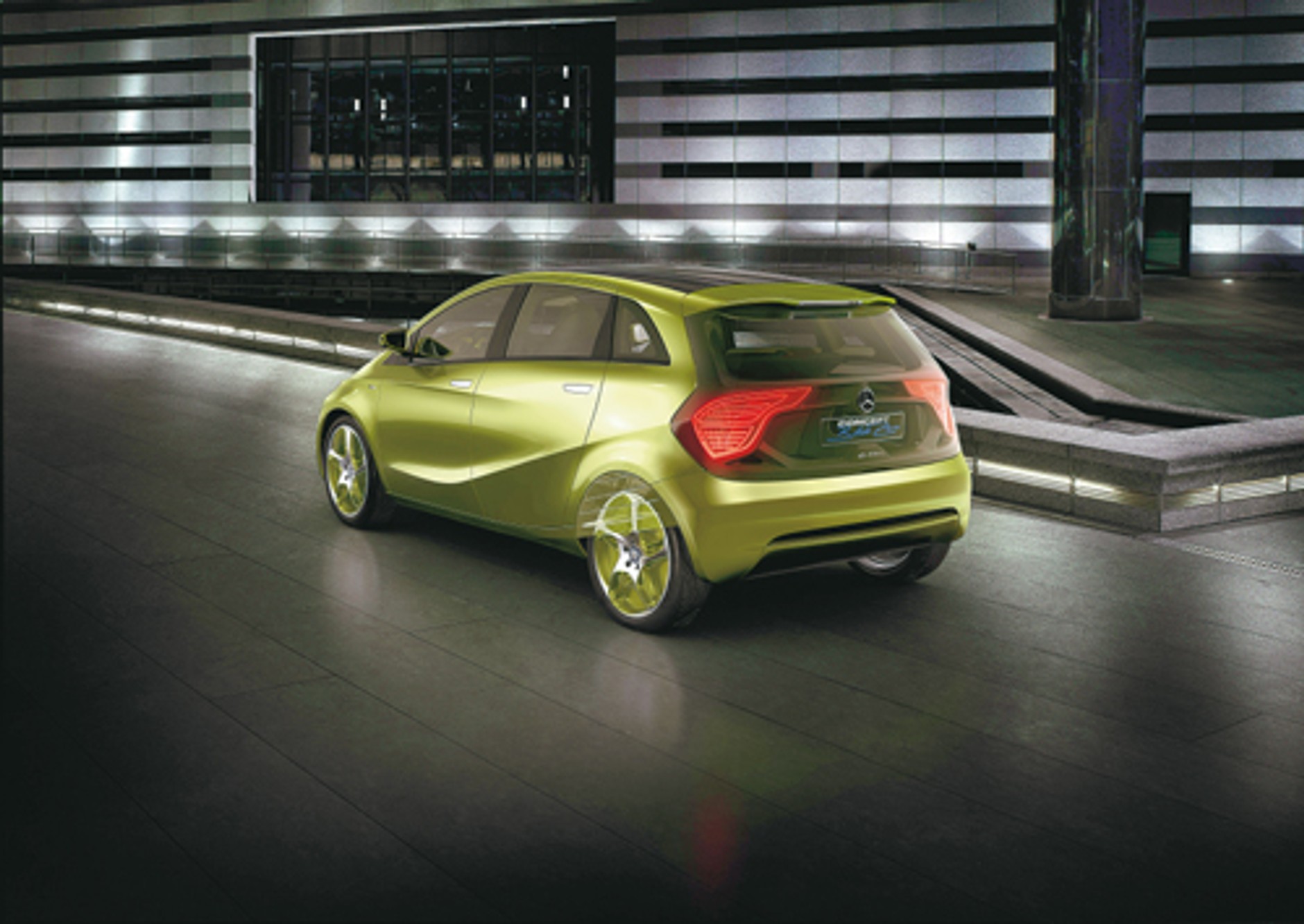 Mercedes Concept BlueZero - Oto nowa klasa B na prąd