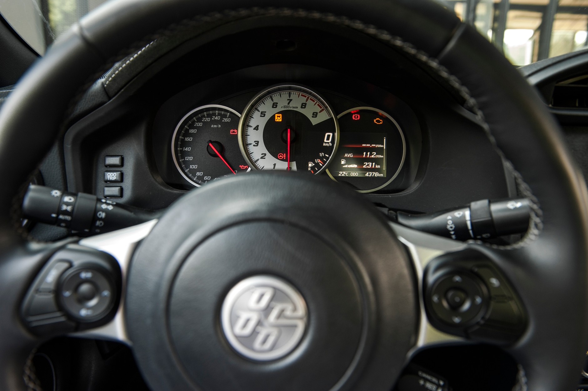 Toyota GT86 vs Renault Megane RS