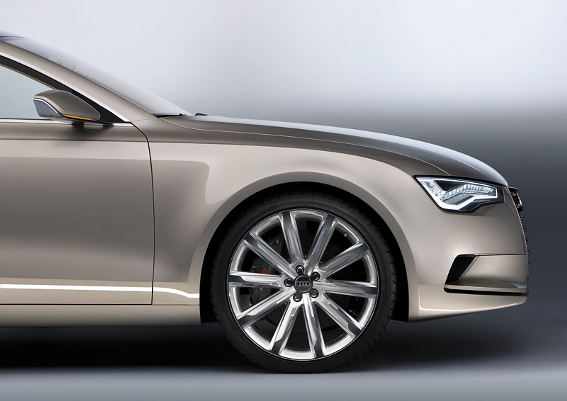 Audi w 2010 roku: modele A1, Q5 Hybrid i A7