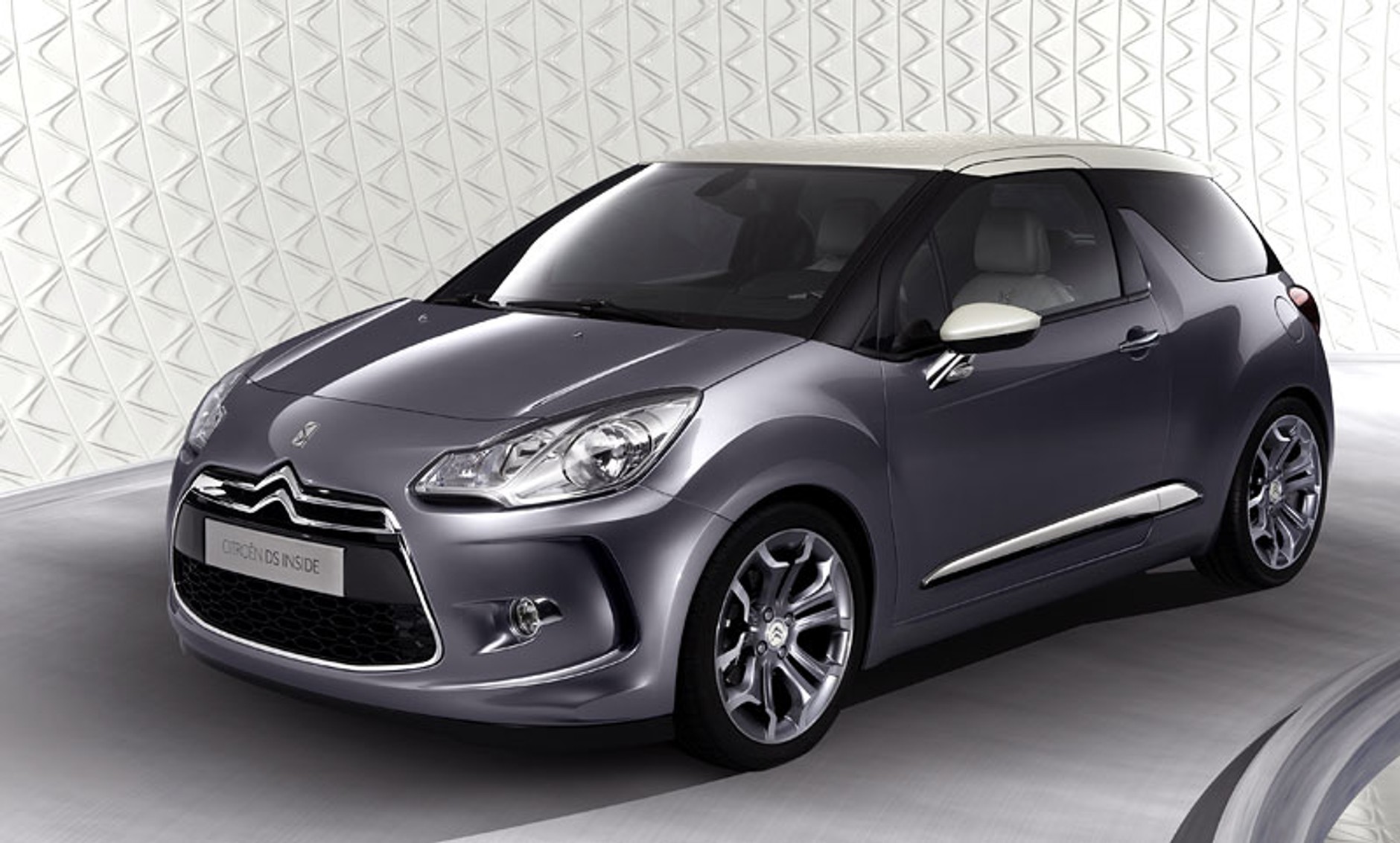 Citroën: prototyp DS INSIDE odkrywa swoje wnętrze