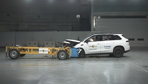 Rozbili piętnaście nowych samochodów. Chiński Leapmotor zdobył pięć gwiazdek, MG tylko cztery