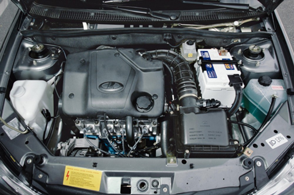 Lada Kalina, Dacia Logan - Przesyłka ze Wschodu