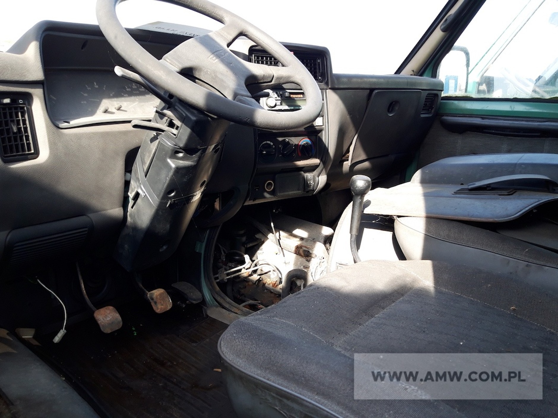 Samochód ciężarowy małej ładowności Lublin 3 3322: 2000 r.; 1,5 tys. zł