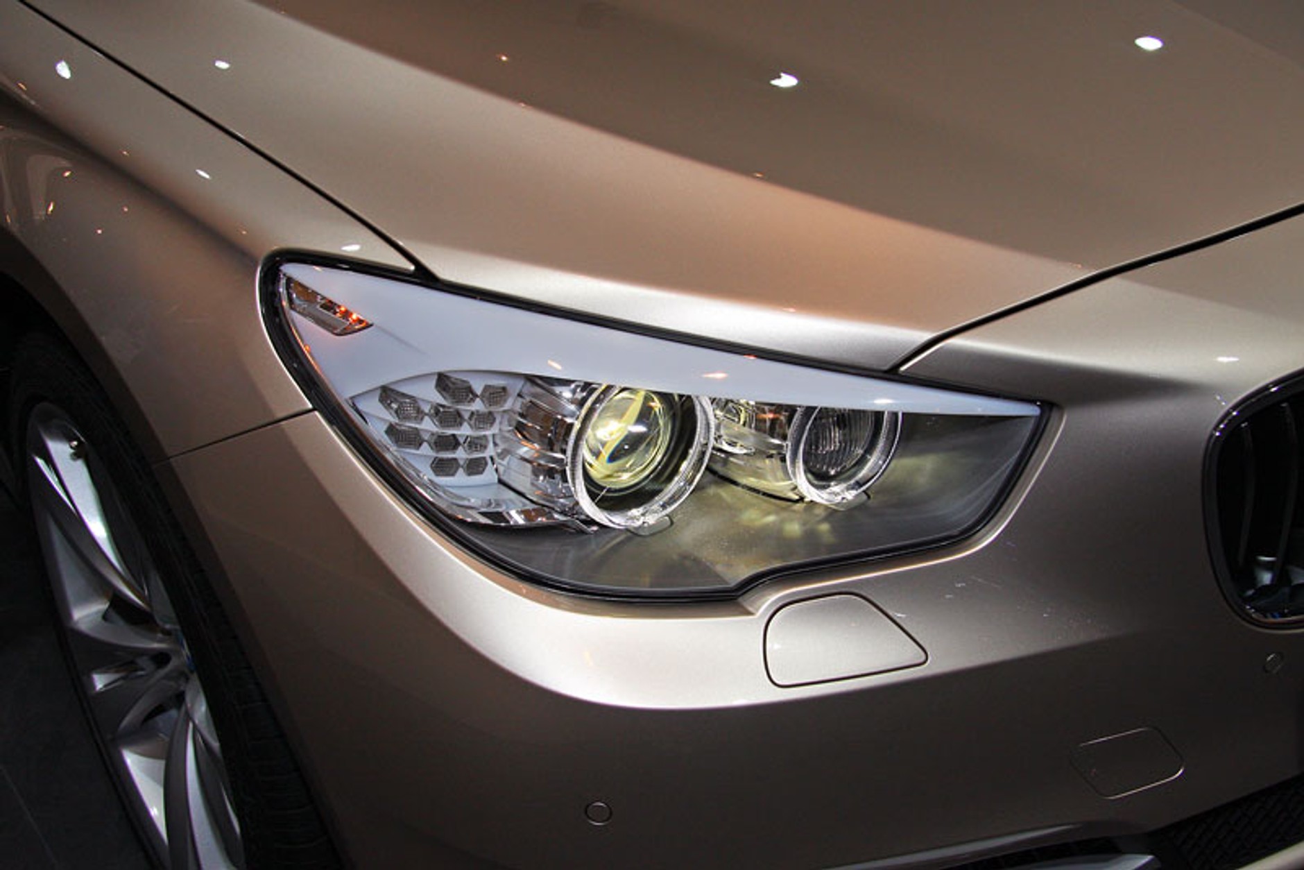 IAA Frankfurt 2009: BMW 5 GT – pierwsze wrażenia (fotogaleria)