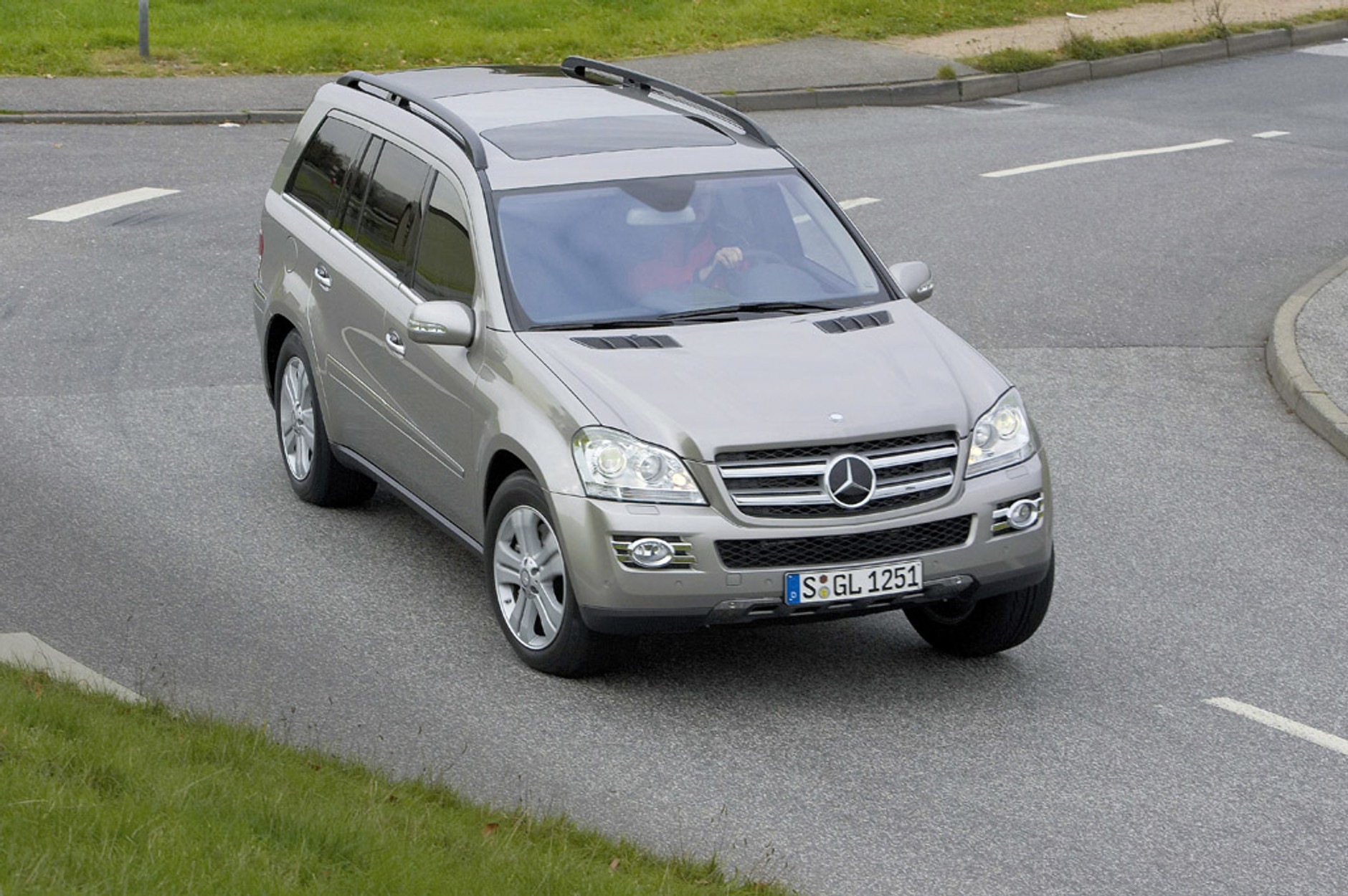 GL 420 CDI: Mercedes solidny jak twierdza