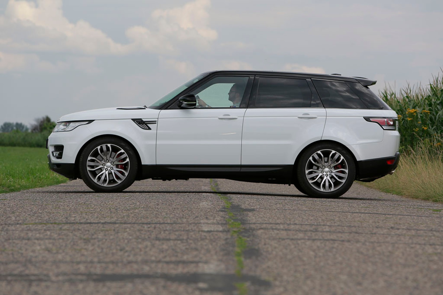 Land Rover Range Rover Sport: tak jeździ arystokracja