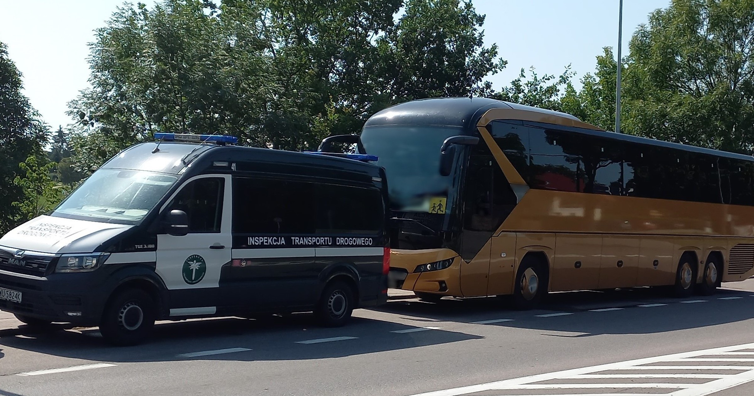Kontrole autokarów