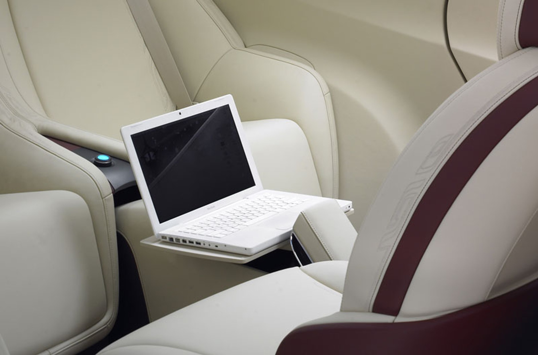 Buick Business Concept – zapowiedź atrakcyjnego MPV