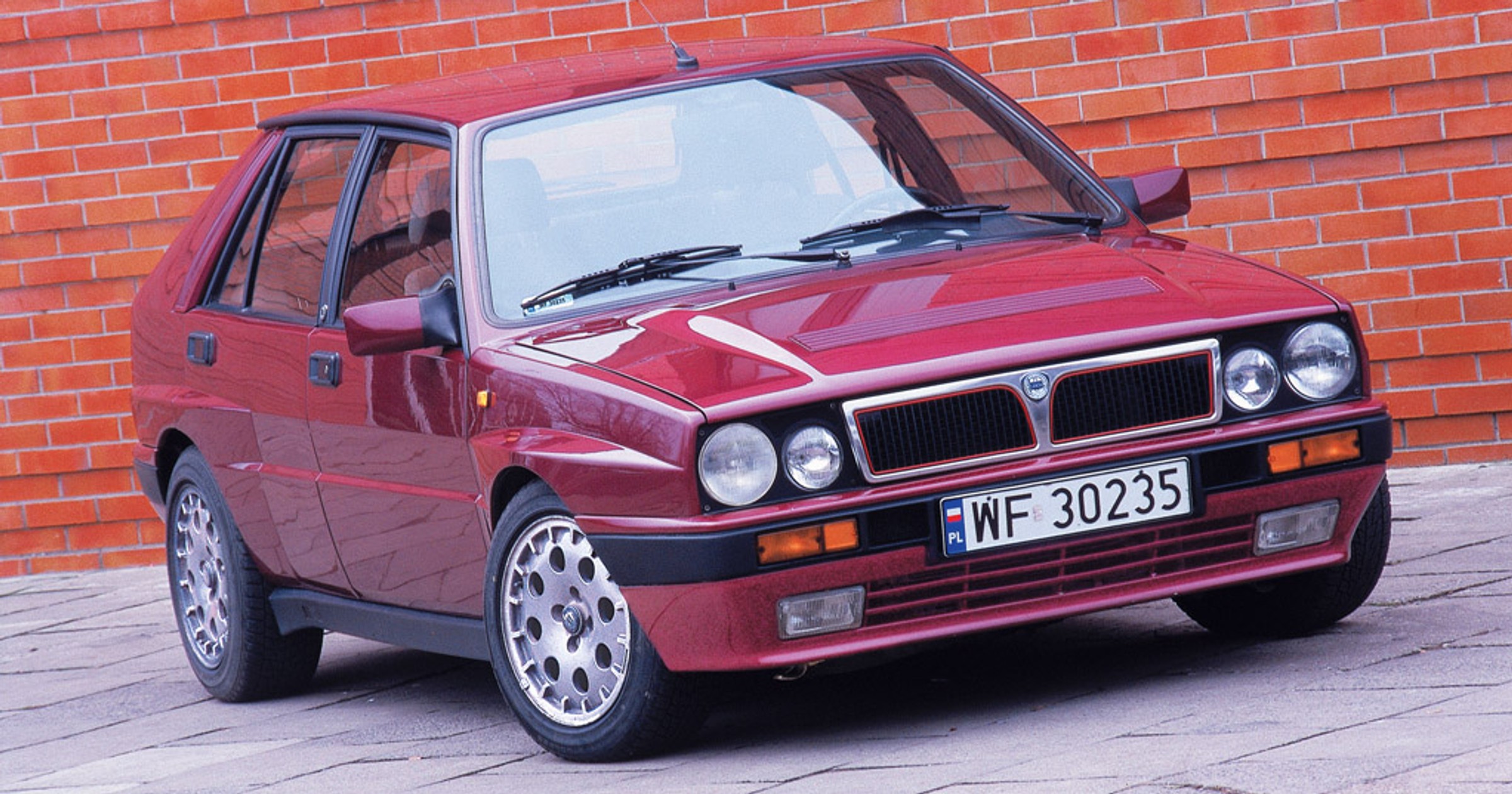 Legendy motoryzacji: oto giganci z końca XX wieku
