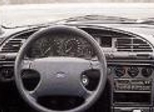 Ford Mondeo 1.6 CLX - Światowiec