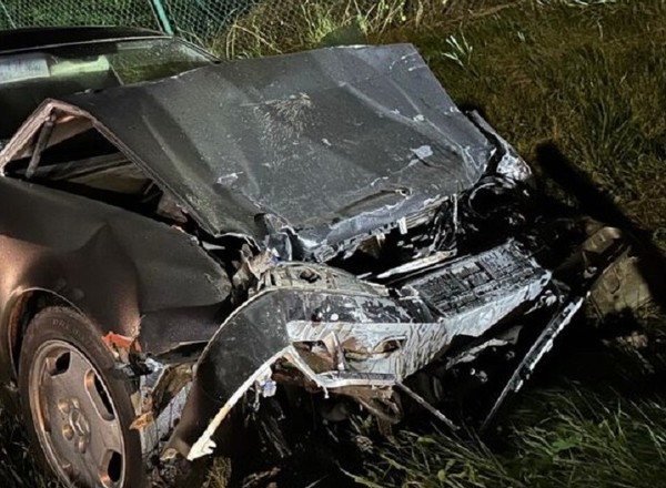 Najechał na inny samochód. Uciekał już pieszo