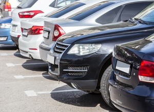 Uwaga na parkingi grozy w miastach turystycznych. Nawet 20 zł za godzinę!