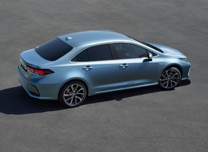 Nowa Toyota Corolla - sedan również hybrydowy