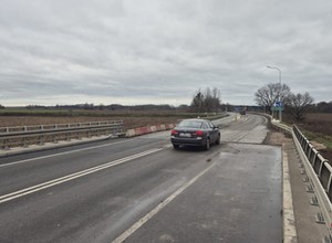 Trzy miesiące zajęła naprawa DK94 po powodzi. Położono płyty zamiast asfaltu