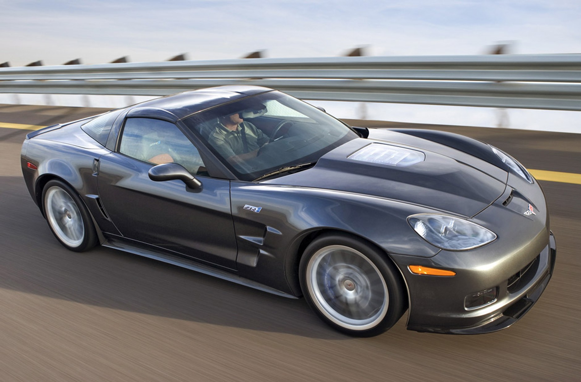 Poznaj samochody o najwyższej i najniższej mocy