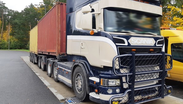 Pociąg drogowy zatrzymany przez inspektorów ITD z Wrocławia