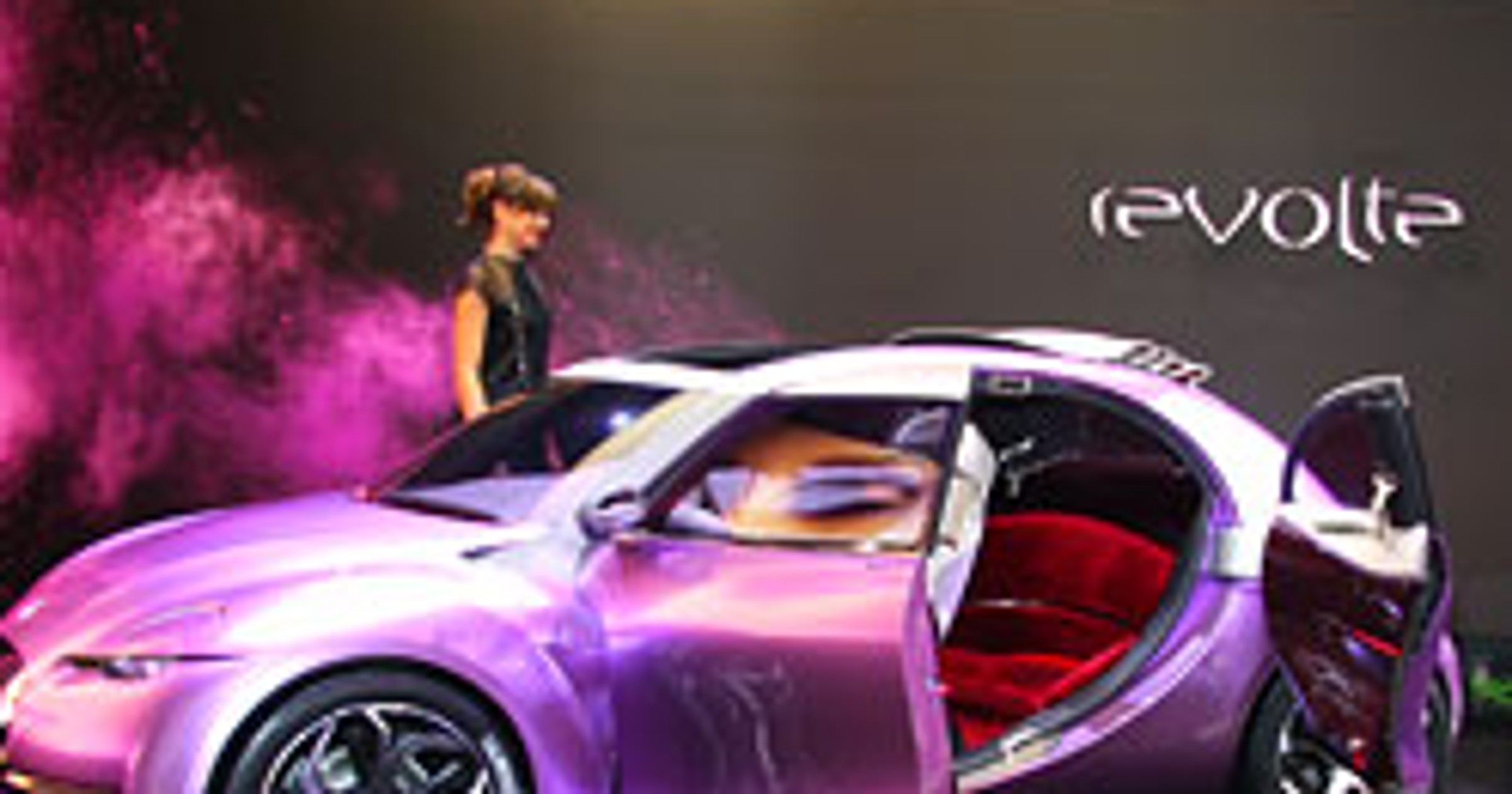 IAA Frankfurt 2009: prototyp Citroën REVOLTE - szczególnie dla pań... (fotogaleria)