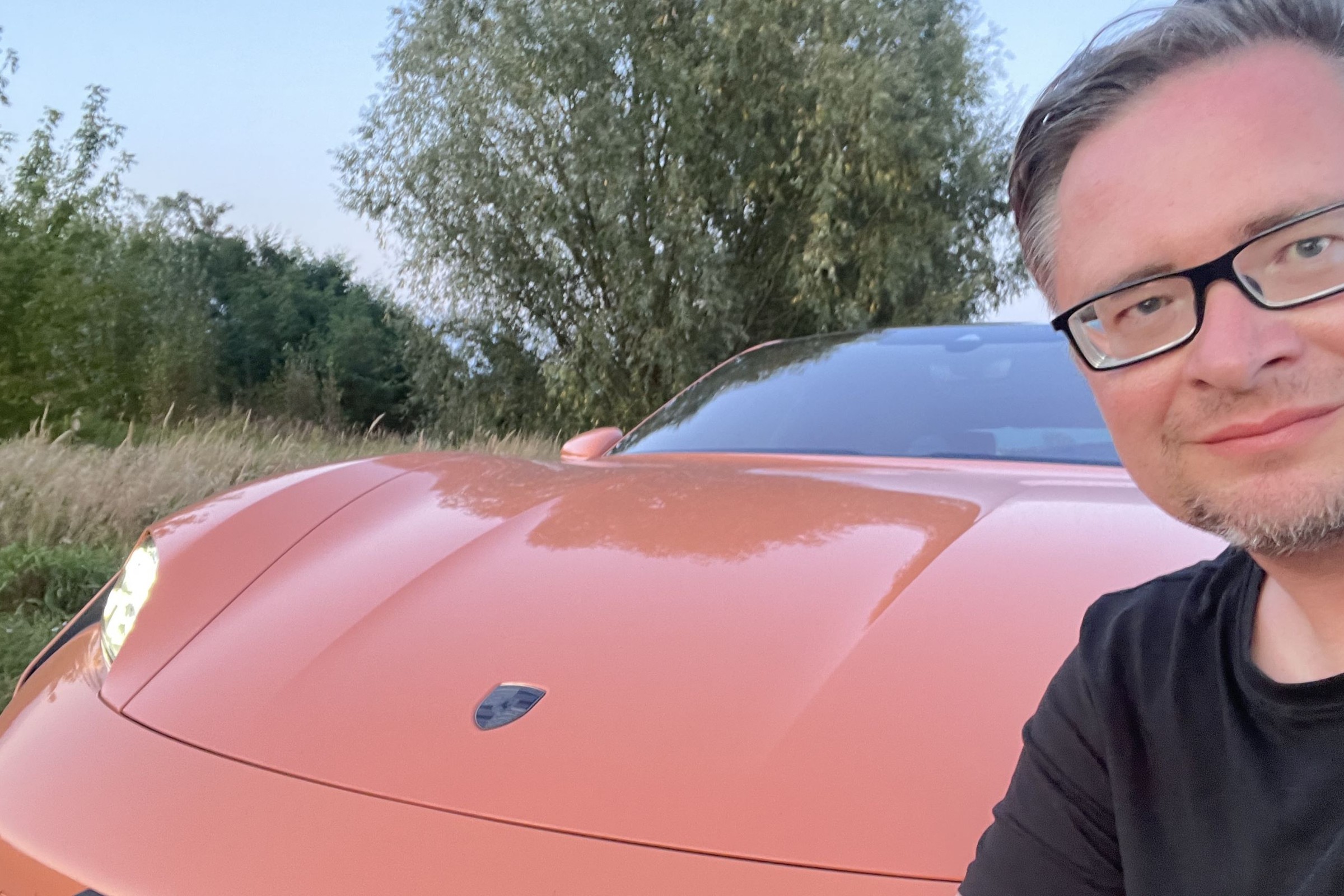 Tydzień z jednym z najmocniejszych aut w Polsce. Kolor to dopiero początek niespodzianek