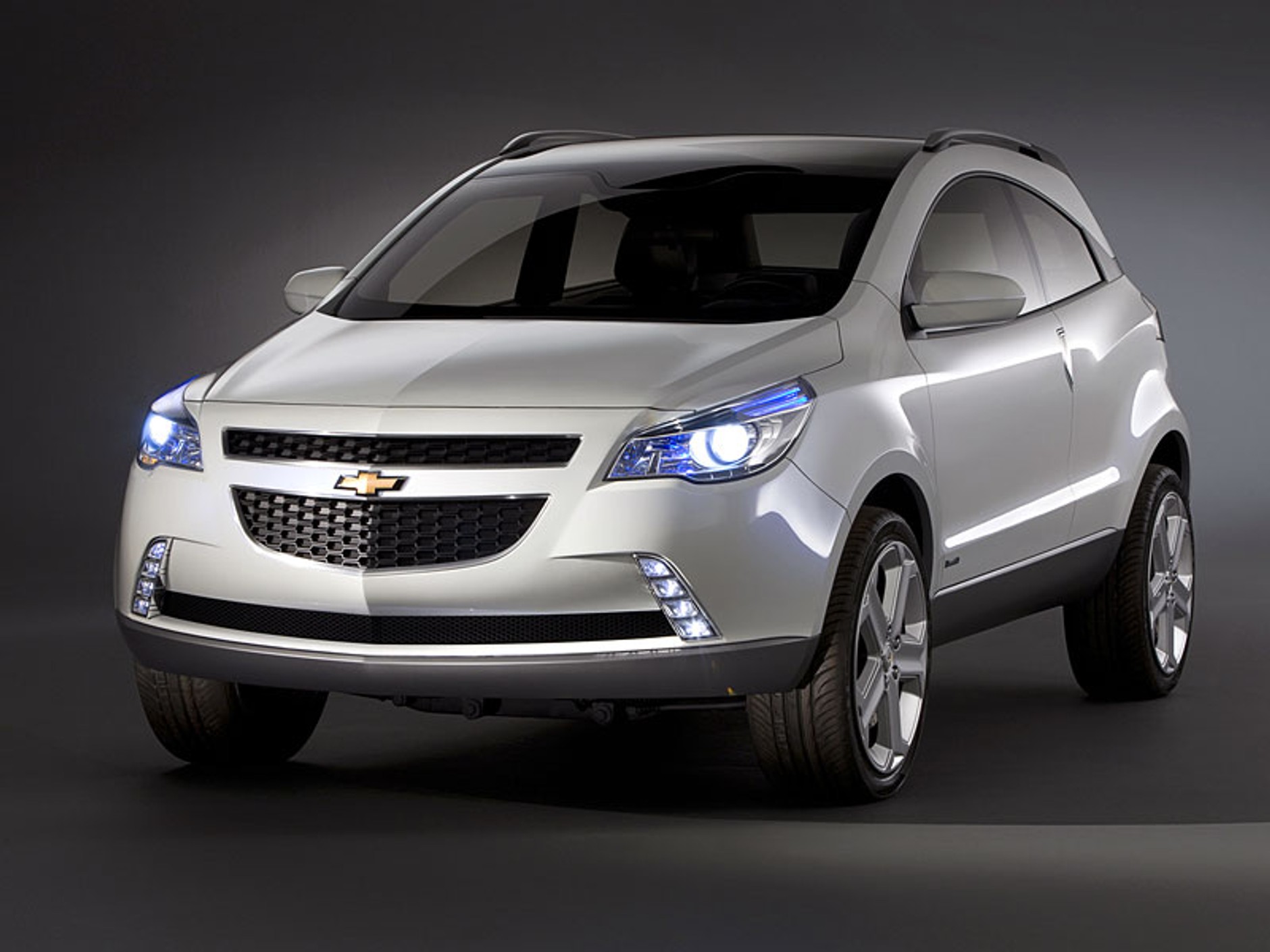 Chevrolet GPiX: koncept 2-drzwiowego crossovera