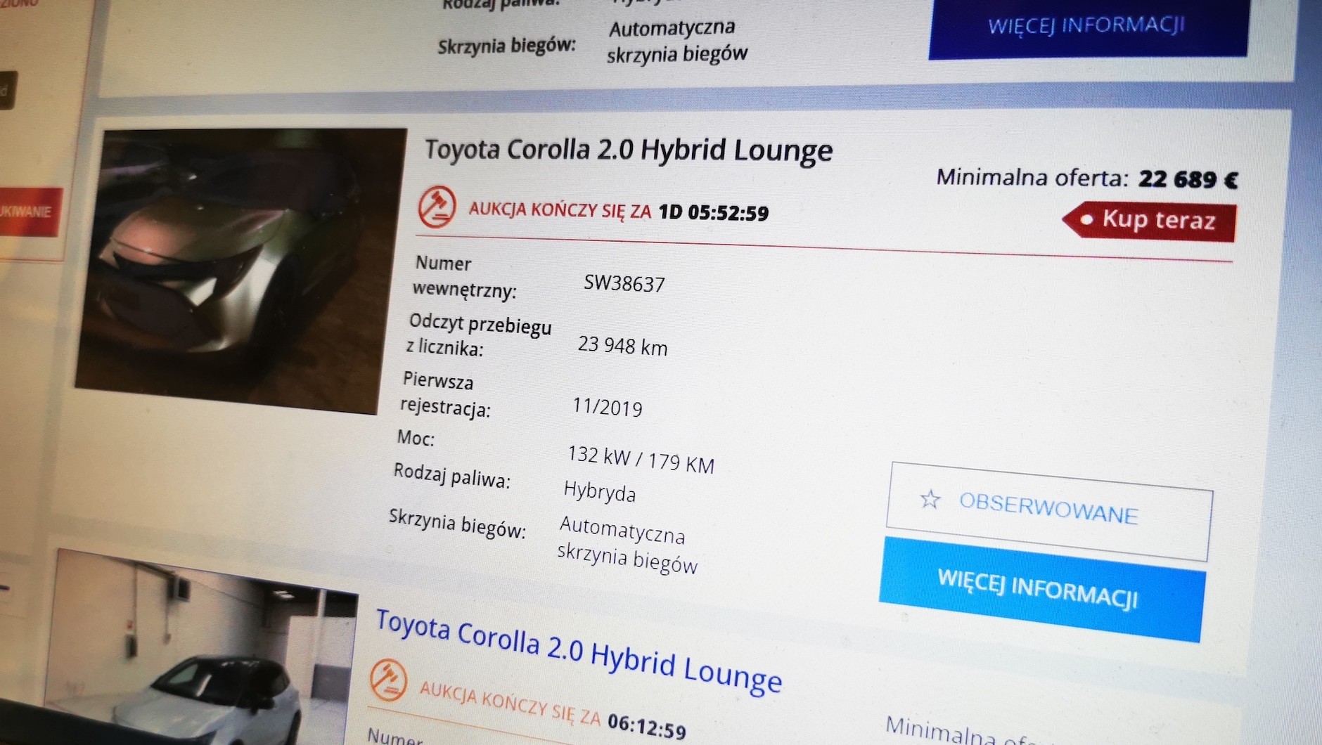 Ekran aukcji z używanym samochodem dla profesjonalnych pośredników