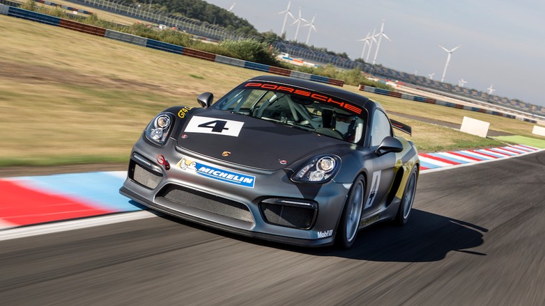 Porsche Cayman GT4 w trzech wariantach