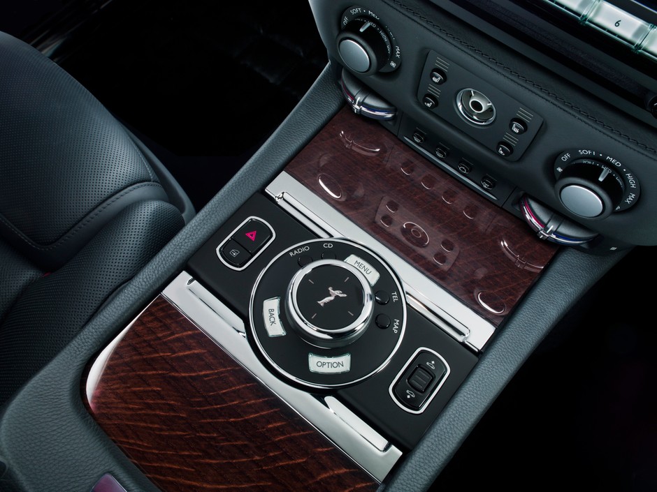 Rolls-Royce – rekordowa sprzedaż w 2016 r.