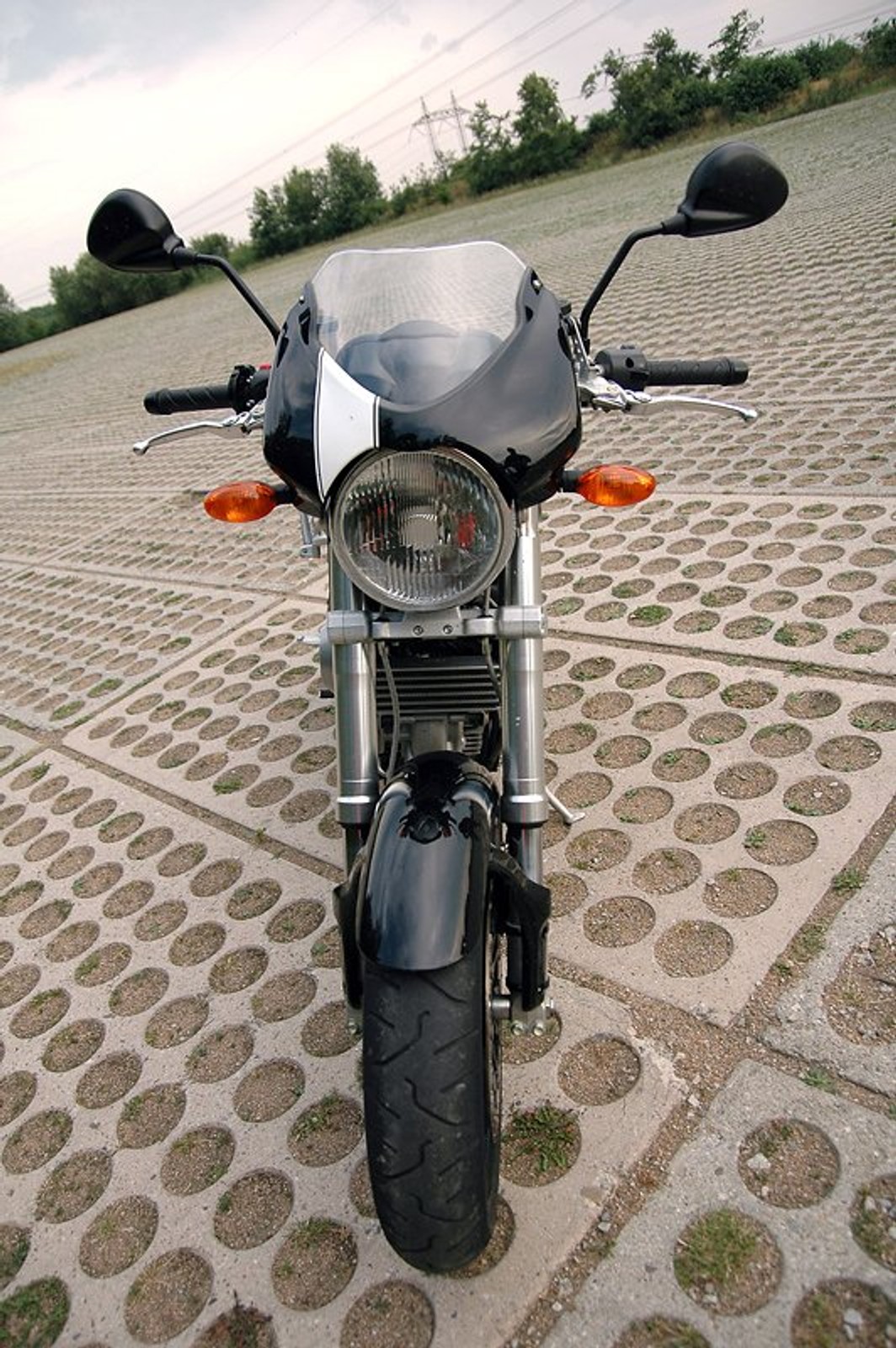 Ducati Monster S2R 1000: stary znajomy (test)