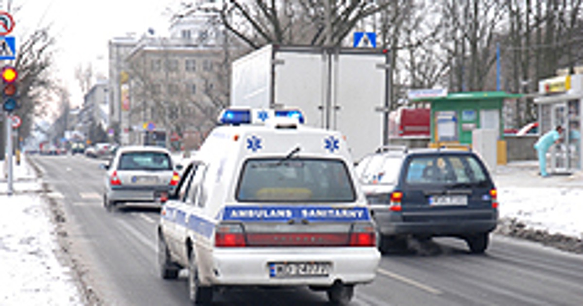 Miga, ale nie ostrzega dźwiękiem