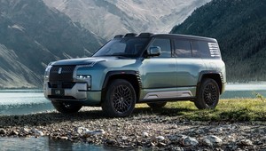 Tego nie potrafi żadna zachodnia terenówka. A nowy chiński SUV przetrwa powódź [WIDEO]