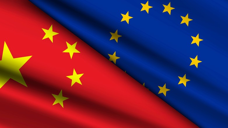 Flagi Unii Europejskiej i Chin