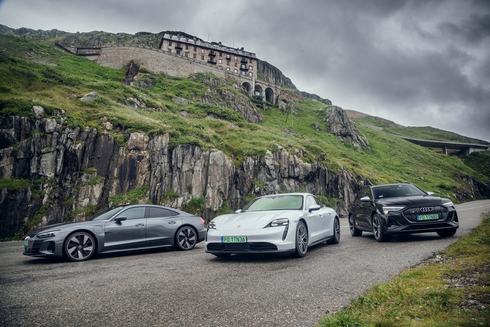 Elektromobilność Alpy Audi e-Tron S Audi e-Tron GT Porsche Taycan