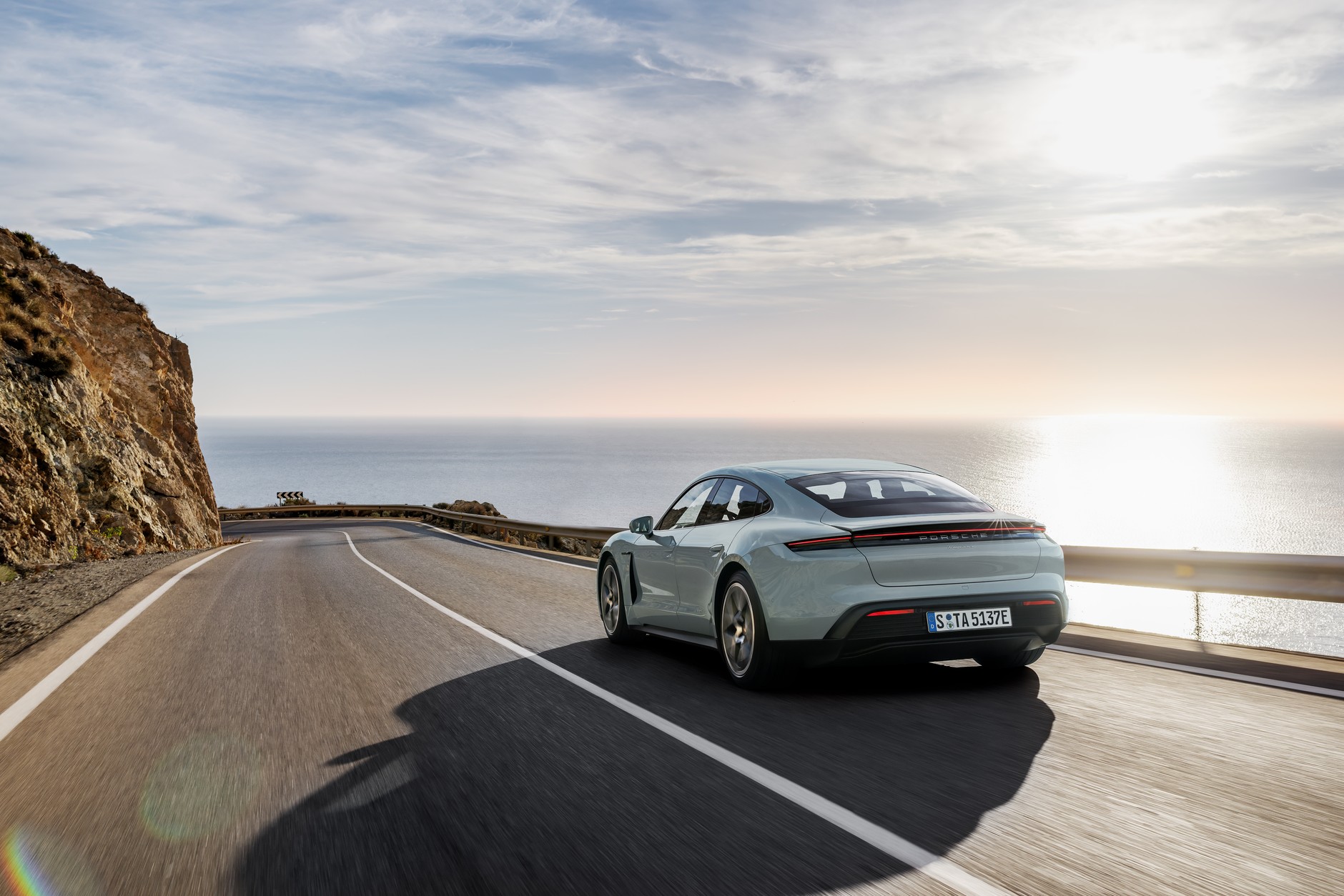 Porsche Taycan (2024)