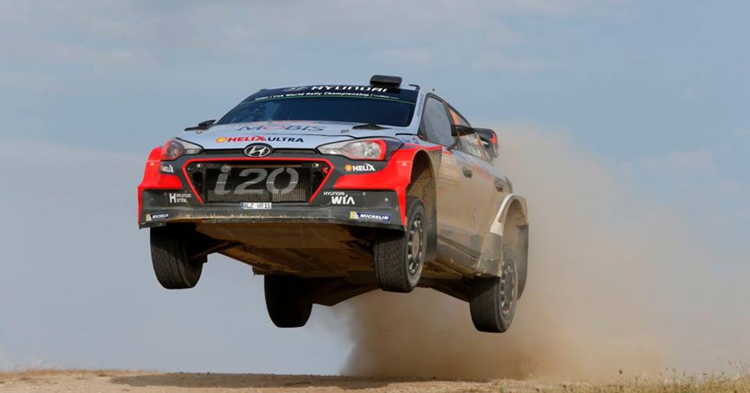 Thierry Neuville i Nicolas Gilsoul - Hyundai i20 WRC - zwycięzcy Rajdu Sardynii 2016
