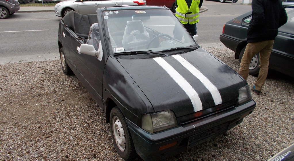 Kierowca bez prawa jazdy w Tico po „tuningu”