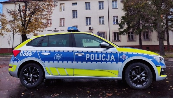 Nowoczesne pojazdy dla policji we Wrocławiu i Legnicy. Polacy dobrze znają tę markę