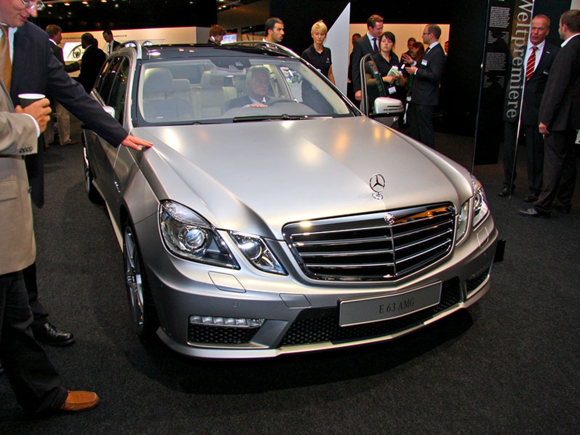 IAA Frankfurt 2009: Mercedes-Benz E 63 AMG T – pierwsze wrażenia, fotogaleria