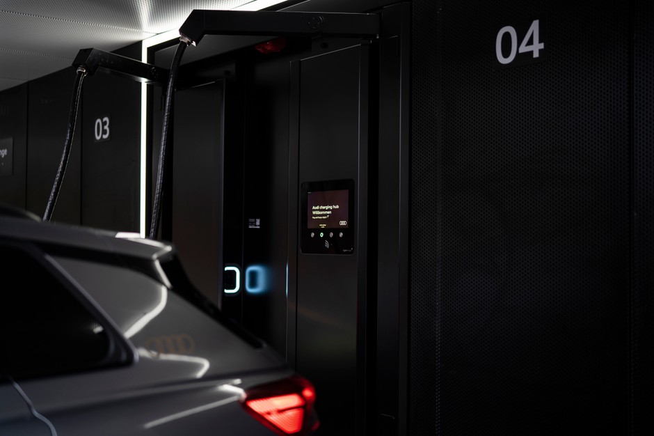 Audi charging hub
