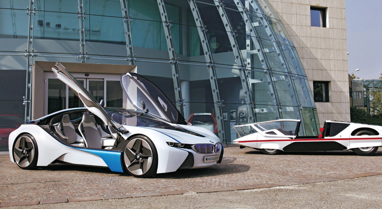 BMW Vision Efficient Dynamics i Pininfarina Modulo - Powrót do przyszłości