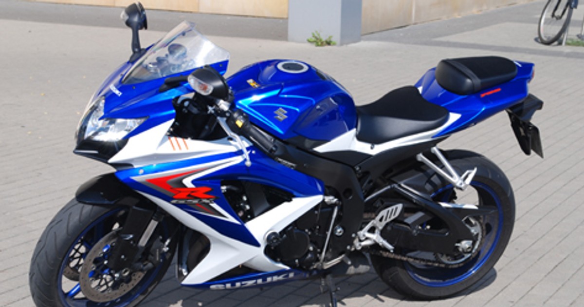 Suzuki GSX-R 750 - Złoty środek