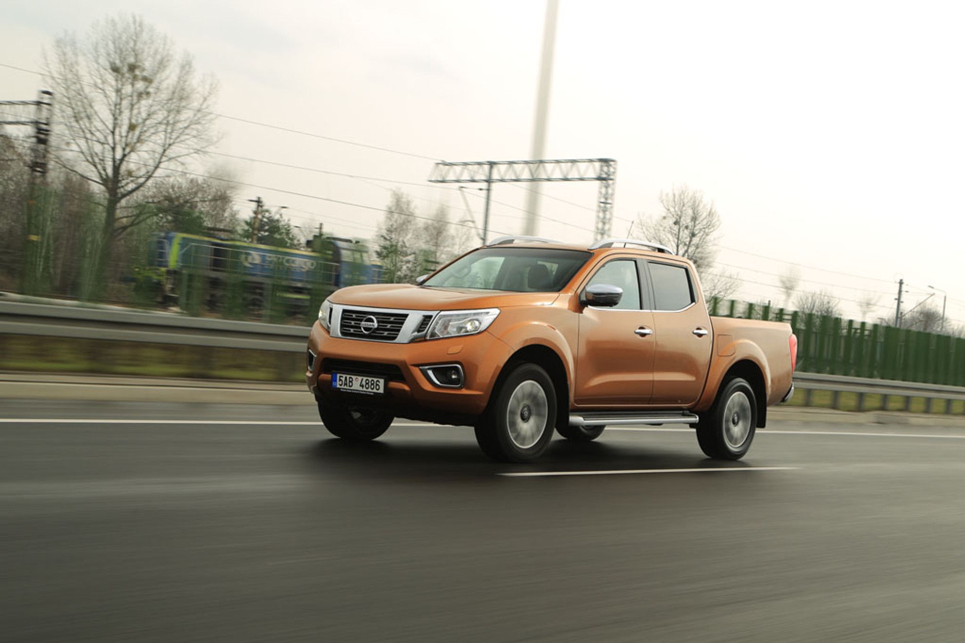 Crossover wśród pikapów - test Nissana Navara Double Cab dCi 190