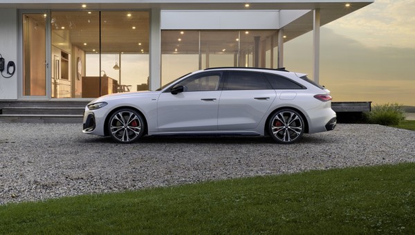Audi A5 dostało nowy napęd. Hybrydy plug-in mają już polskie ceny