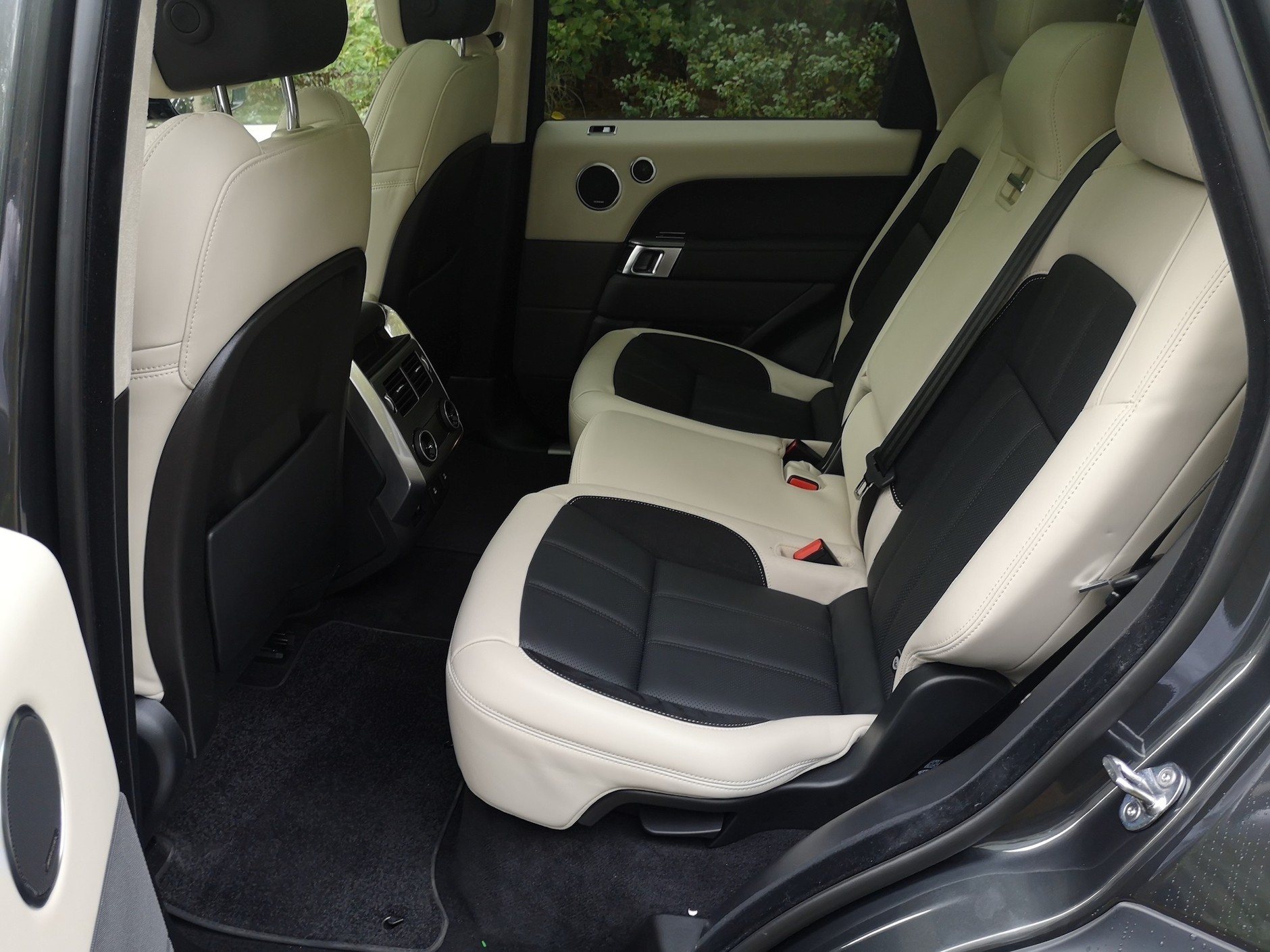 Range Rover Sport 3.0P I6 400 KM HST