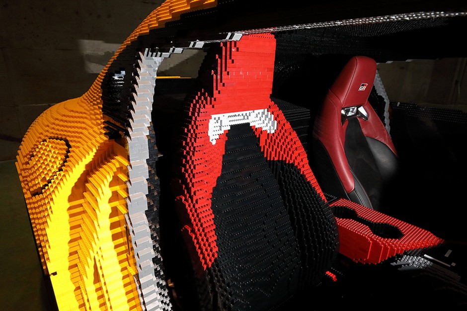 Toyota GR Supra z klocków Lego, wygląda świetnie i jeździ