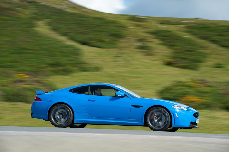 Jaguar XKR-S