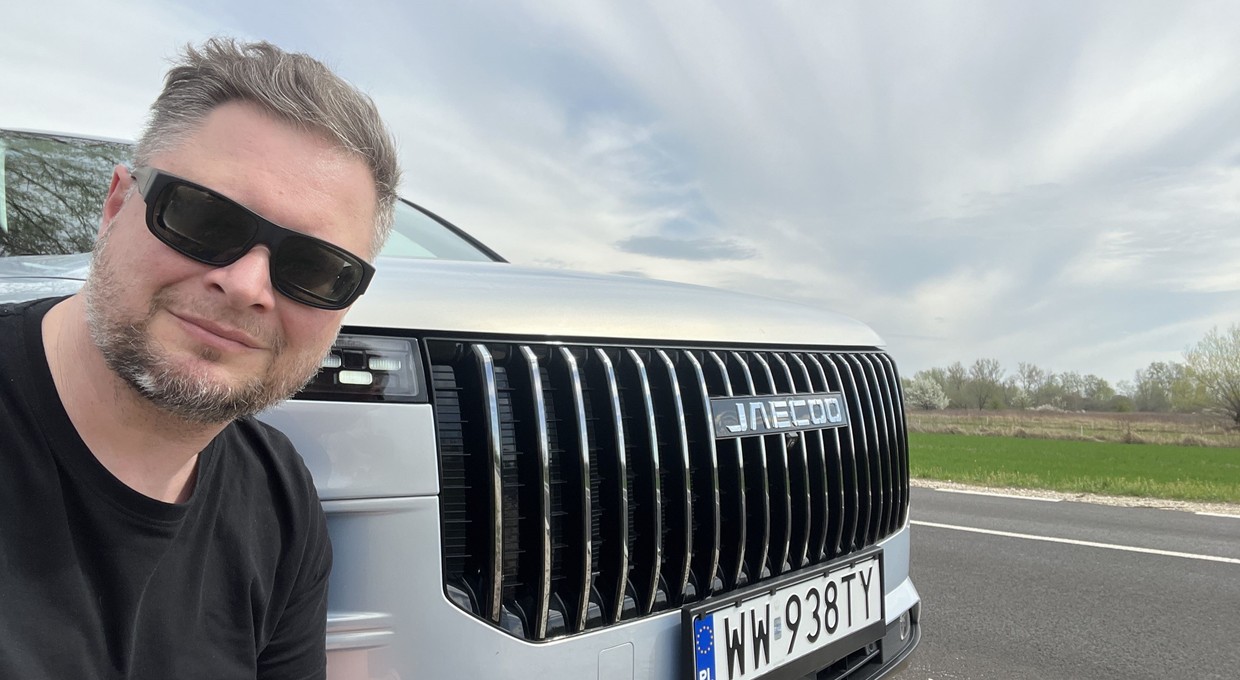 Jeździłem chińskim hybrydowym SUV-em. Daje ponad 1200 km zasięgu i 7 lat gwarancji. Sprawdzam, czego mu brak