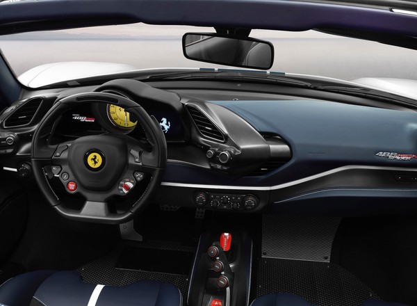 Kuba Wojewódzki narzeka na swoje Ferrari? Nie zawsze jest przyjemnie