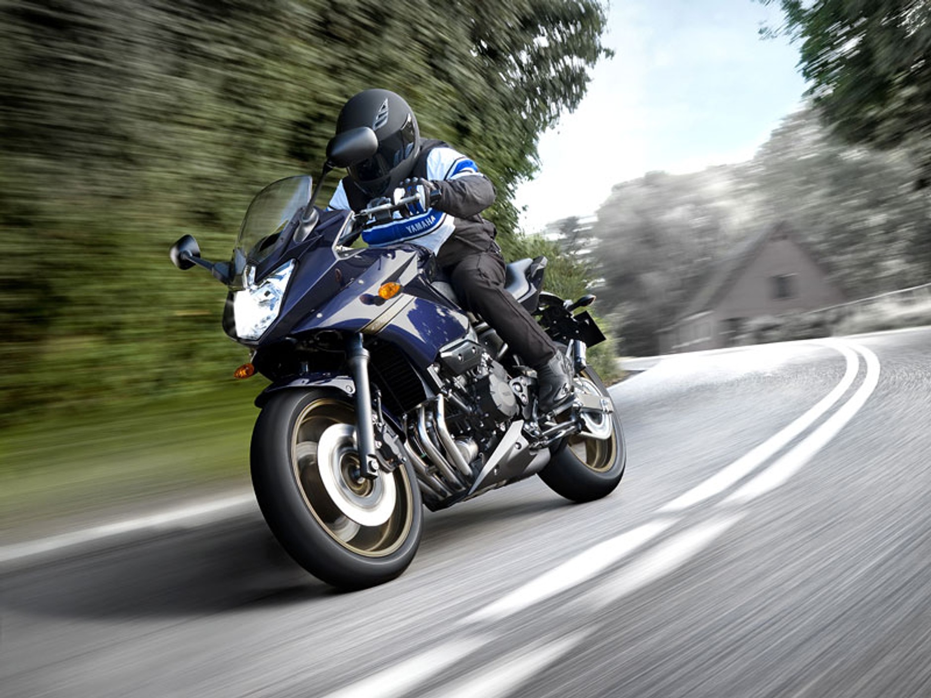 Yamaha XJ6 Diversion i XVS 950A Midnight Star - nowości na rok 2009