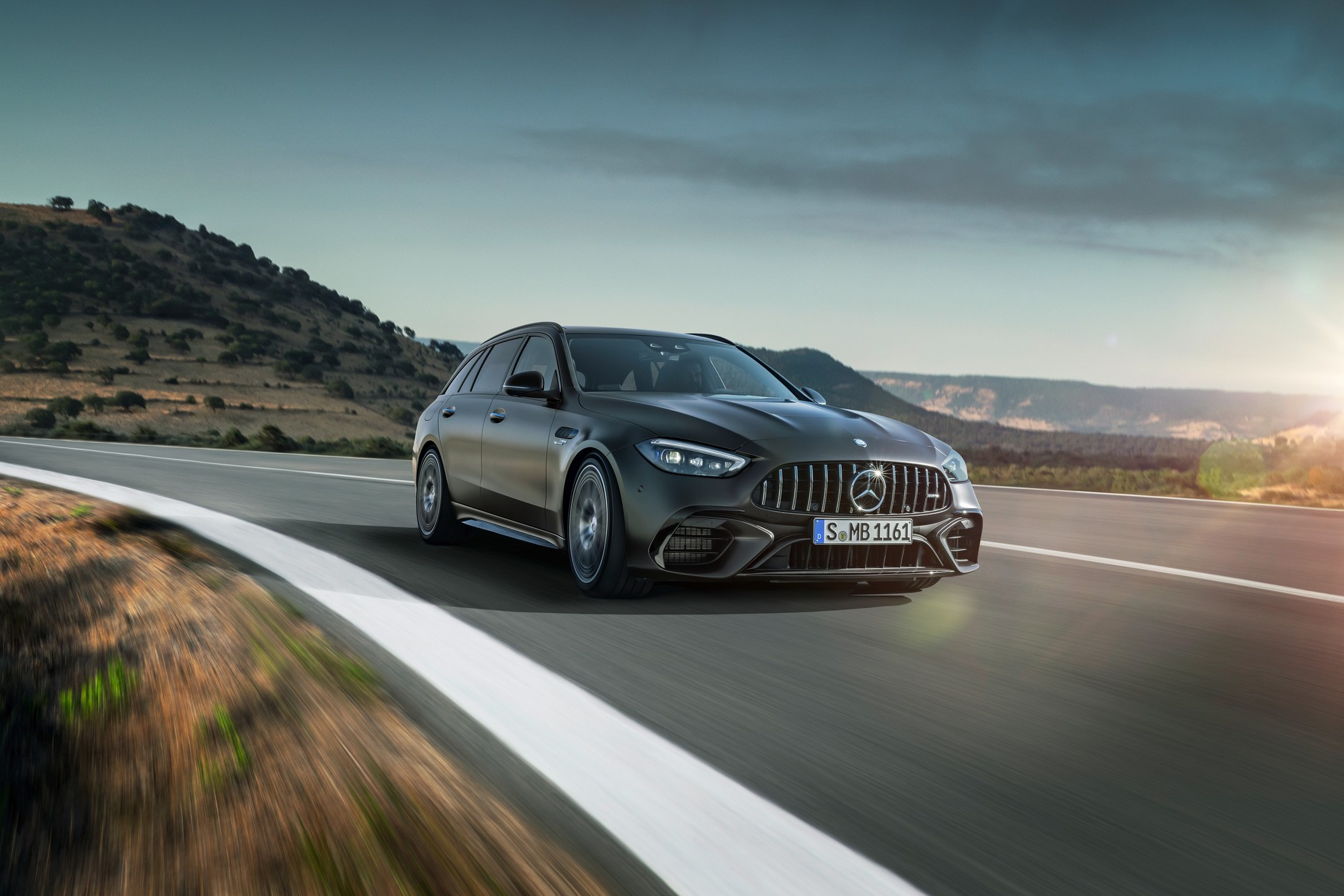 Mercedes-AMG C 63 S E Performance