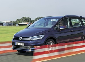 Volkswagen Touran - mały silnik, ale wielki samochód